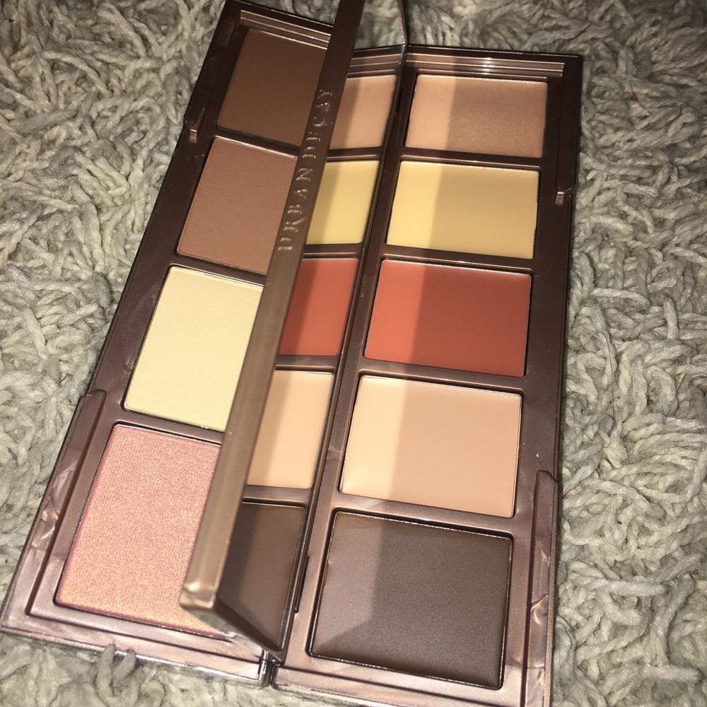 Urban Decay Naked Skin Shapeshifter - Medium/Dark